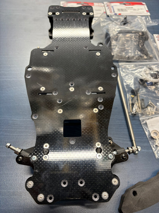 (Unfinished Project!) 99% new parts Schumacher Supastox Hybrid GT12 1/12 RC Car - (includes nearly everything to make this into a Hybrid with a Kamtec Pro Pro Rear Pod)