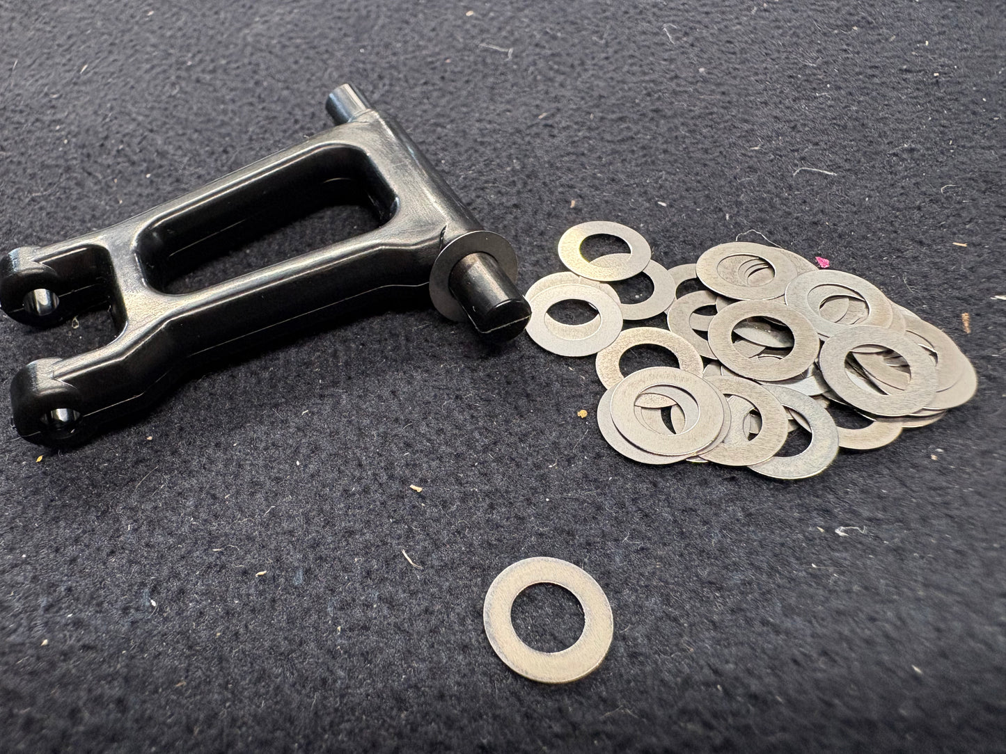 Steel Shims (10pcs) - 5mm (bore) x 9mm (diameter) - Shim Thickness: 0.1mm (Fits Tamiya TT01E & TT02)