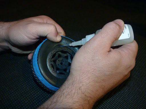 Tyre Glue - Service (Must Be Purchased With Tire Glue) - (FREE WHEN PURCHASED WITH A SET)