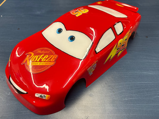 GT12 Supastox NASCAR Body - McQueen - Lexan - Fits 1/12 Car 205mm Wheelbase / 164mm Wide (For NEW Frosty Raceway Oval)