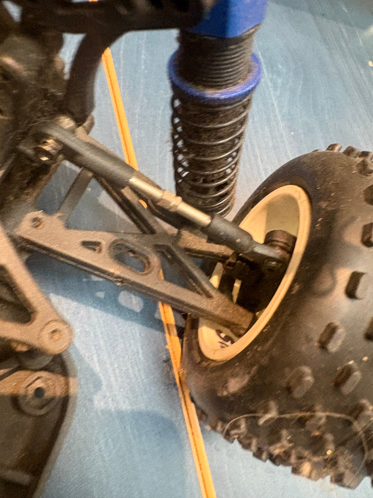 Used - FTX Carnage 1.0 - Rolling chassis (needs rear drive shafts)