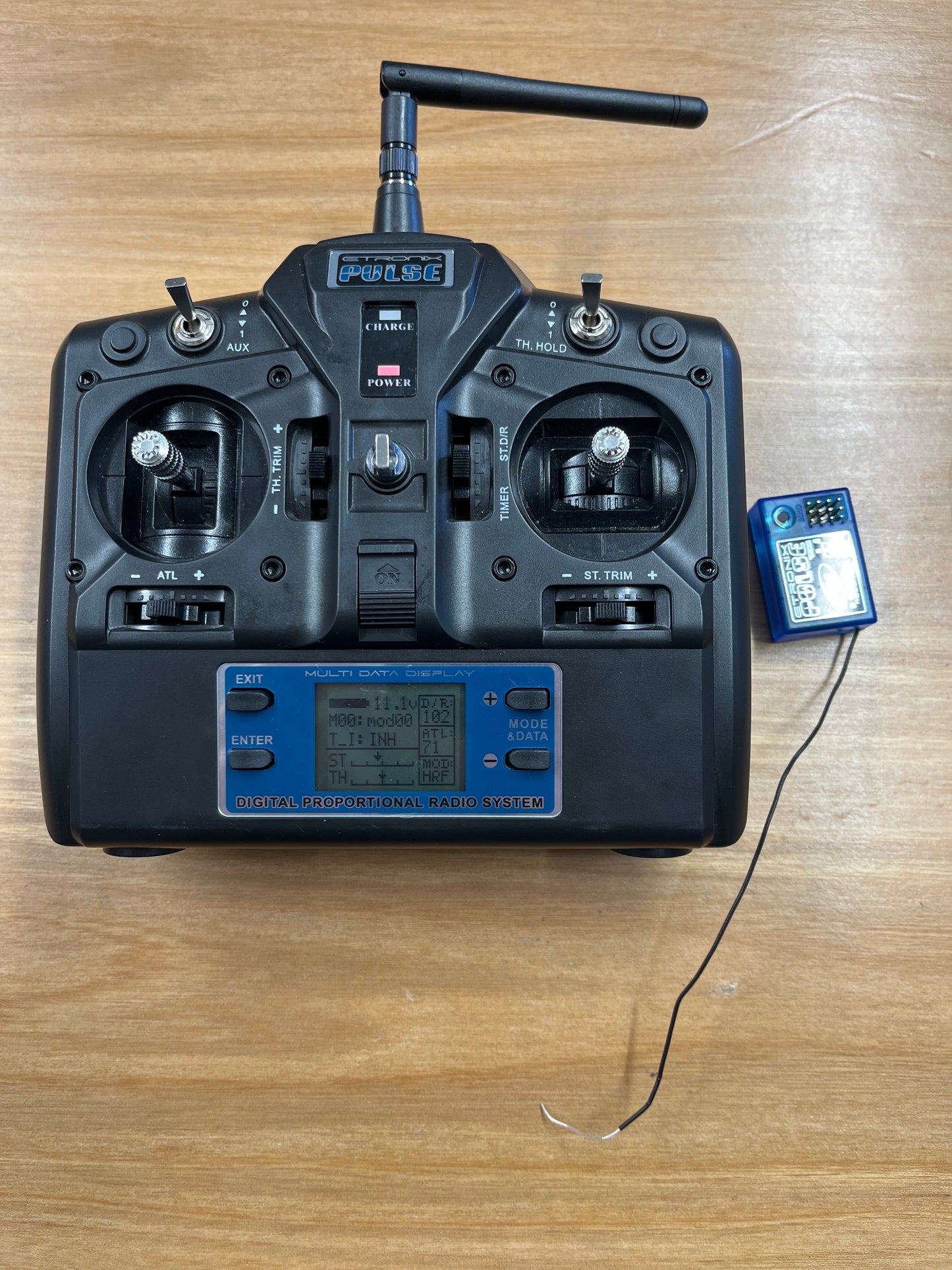 APPROVED USED - CODE CORE RC 2.4Ghz 3CH DIGITAL DISPLAY PRO RADIO & RECEIVER