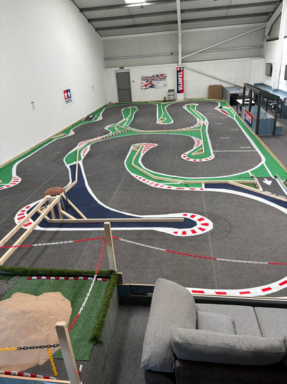 NEW! FM Raceway - Thursday Night Racing RACE FEE + CHARGING (Race up to 2 Classes) (Includes Practice all day + Race from 17:00 till 21:00)