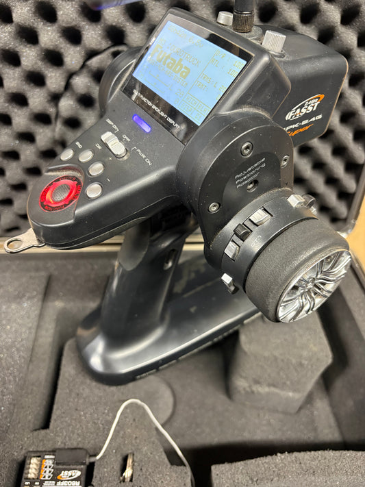 Futaba 4PK Super 2.4ghz Radio Set & Case with Fasst R603FF receiver - USED