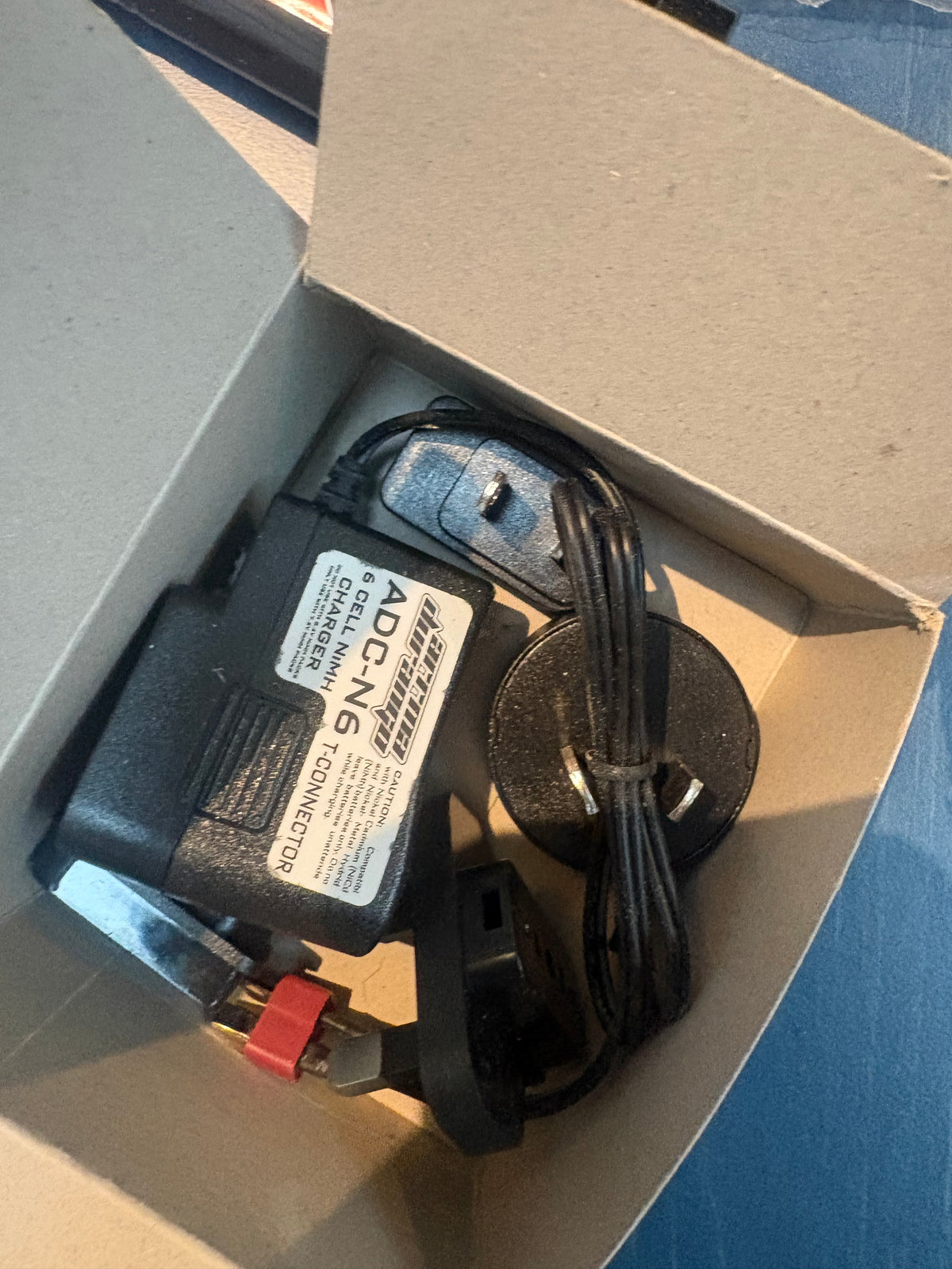 Used - Arrma Raider RTR 1/10 Buggy RWD brushed (all electrics, box and manual included)