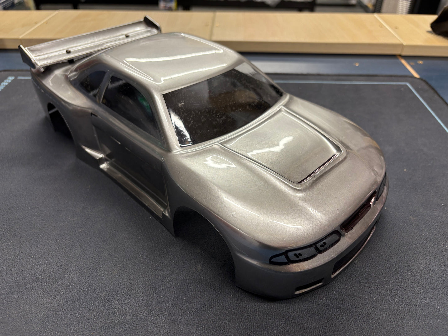 1/12 Nissan Skyline Body - Anodised Silver GT12 Supastox Body 205mm wheelbase by 160 wide