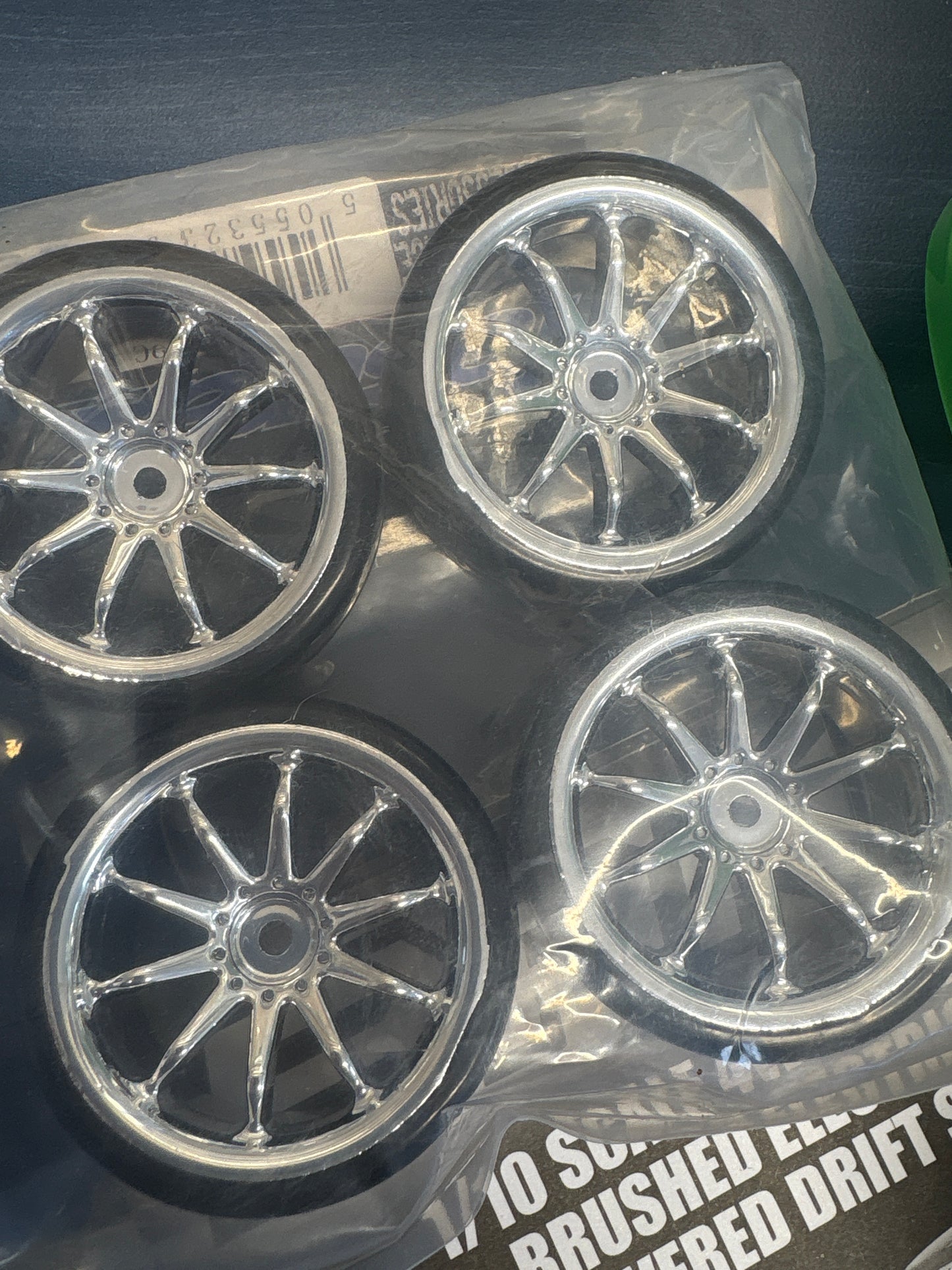 FTX - Used - Banzai Drift Car 1/10 4WD RTR - As new, with new wheels and tyres (just needs battery and charger)