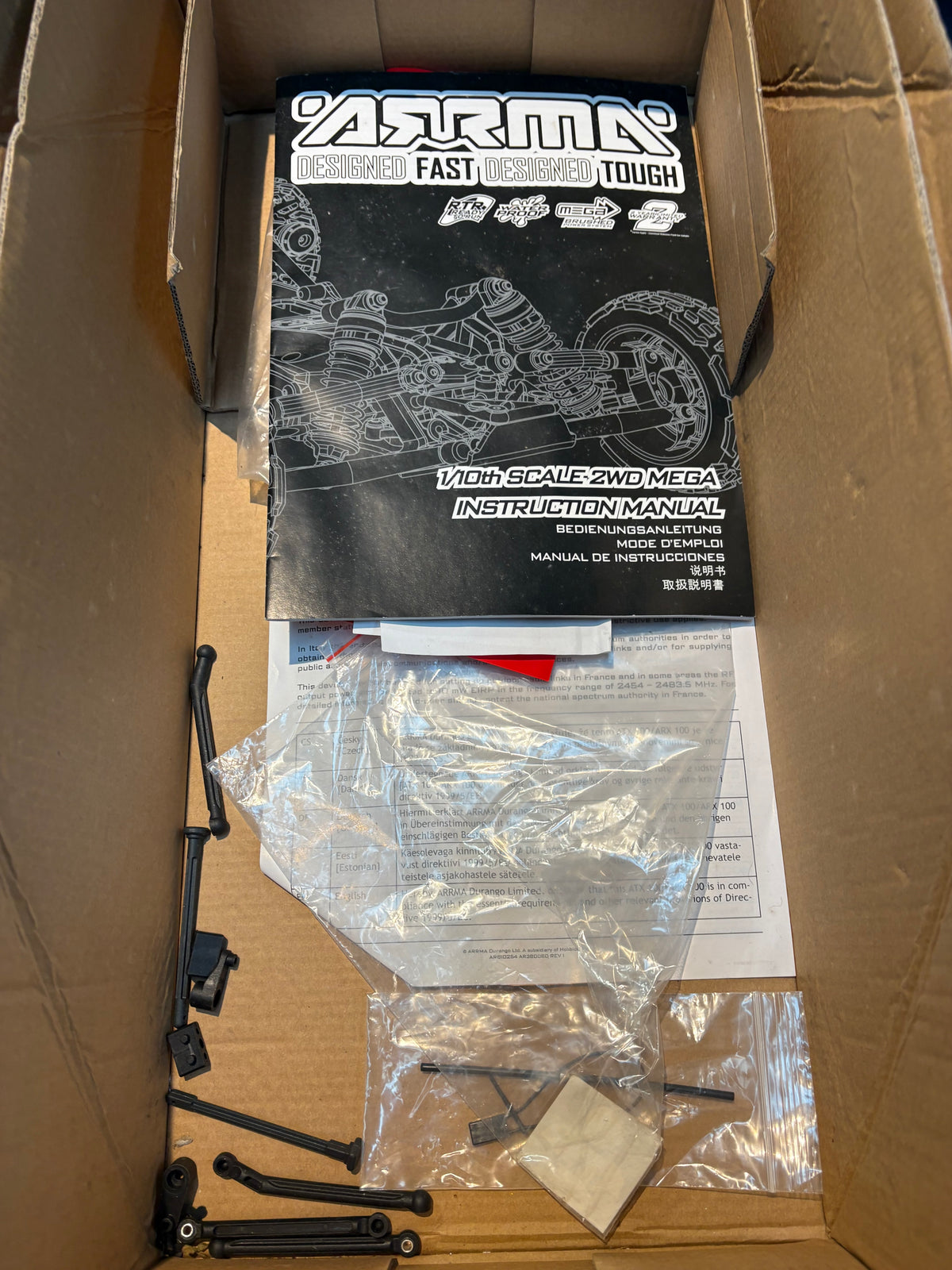 Used - Arrma Raider RTR 1/10 Buggy RWD brushed (all electrics, box and manual included)