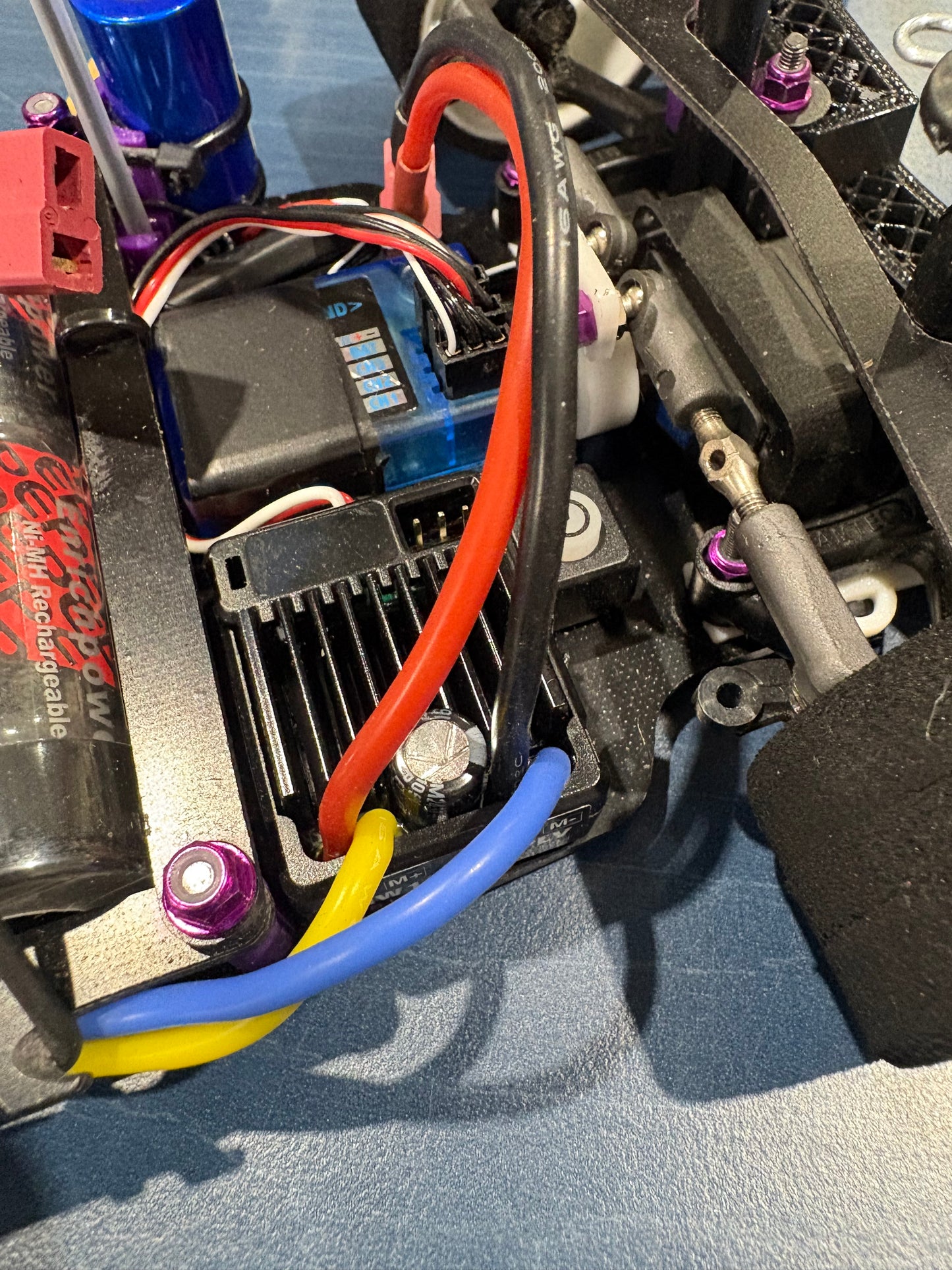 Kamtec Mini Racer Pro - with lots of Extras (Ready to Run - just add charger)