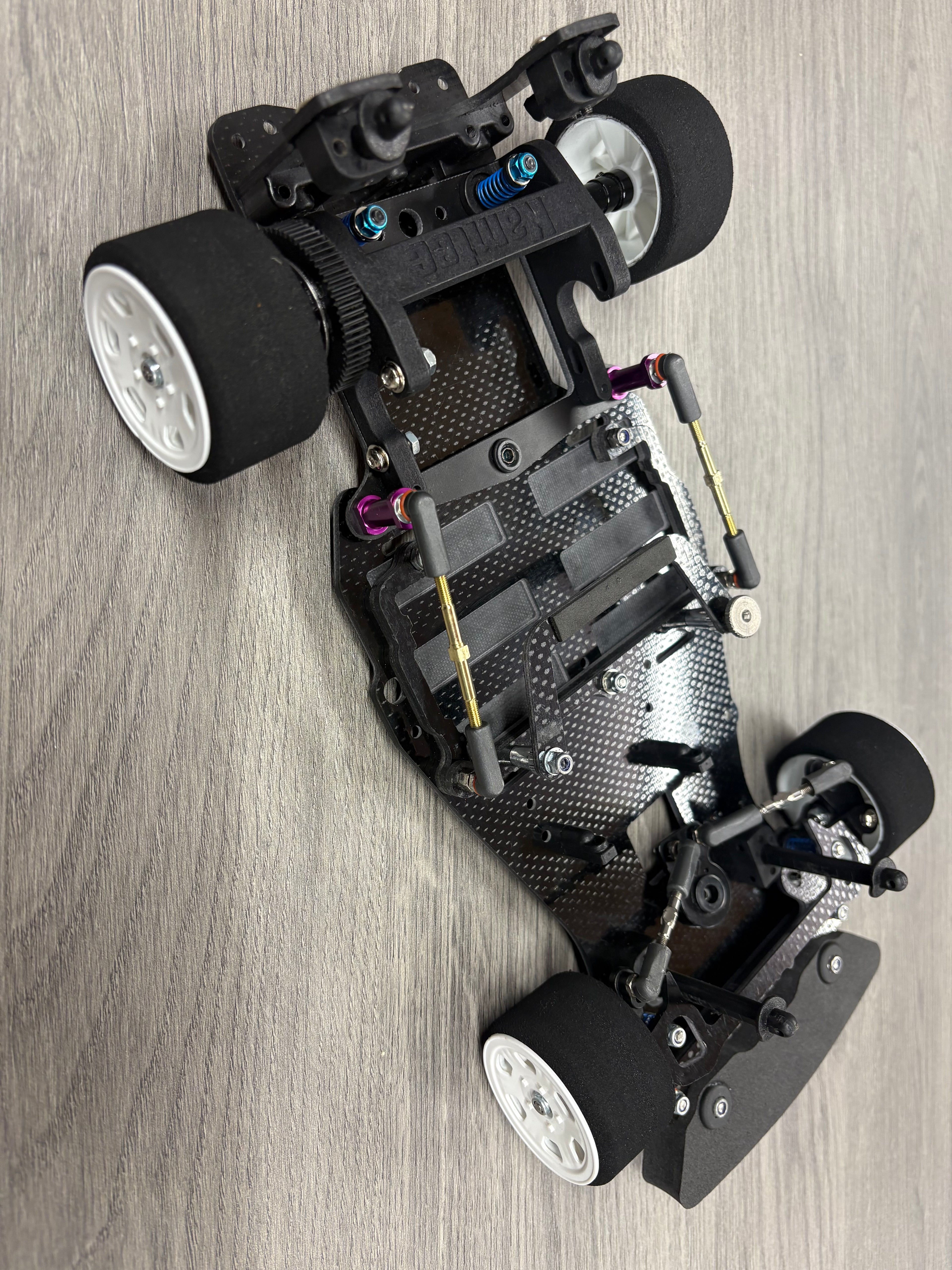 Schumacher Supastox Hybrid Ball Diffed GT12 1/12 RC Car - rolling chassis, wheel & tyres etc) 99% New (some parts are refurbished, such as battery tray) NASCAR/Hot Hatch