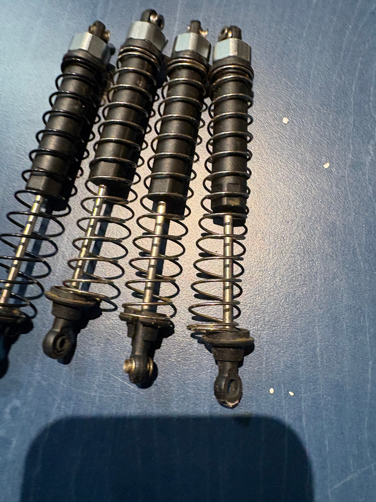 Used - Joblot 1/10 Buggy/Truck/Crawler Shock Sets & Battery Strap