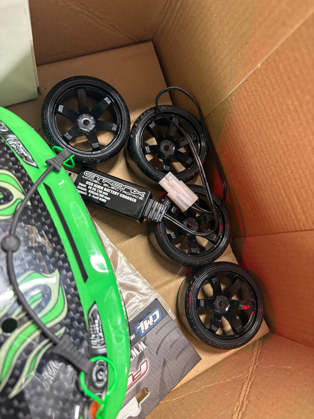 FTX Banzia - used good condition with lots of spares, and Lipo battery - needs radio set to complete