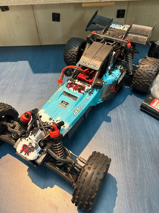 Used - Arrma Raider RTR 1/10 Buggy RWD brushed (all electrics, box and manual included)