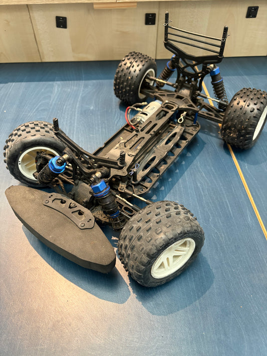 Used - FTX Carnage 1.0 - Rolling chassis (needs rear drive shafts)