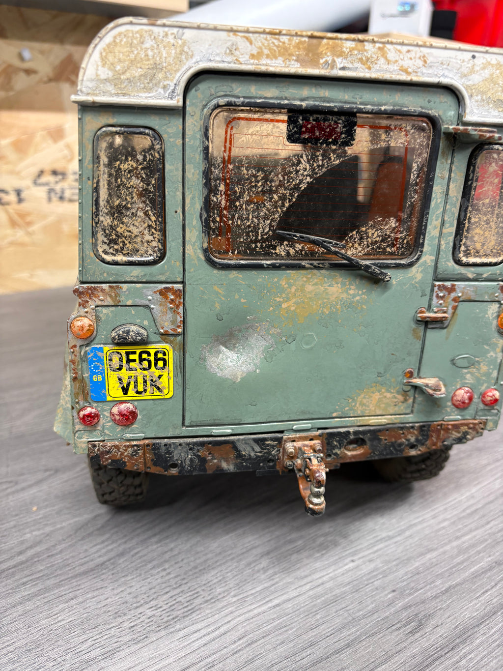 3 Racing - Scale Rock Crawler Land Rover D90 (Weathered) - Killer Body, Lights, Scale Shocks (Needs Radio, Battery & Charger to Complete)