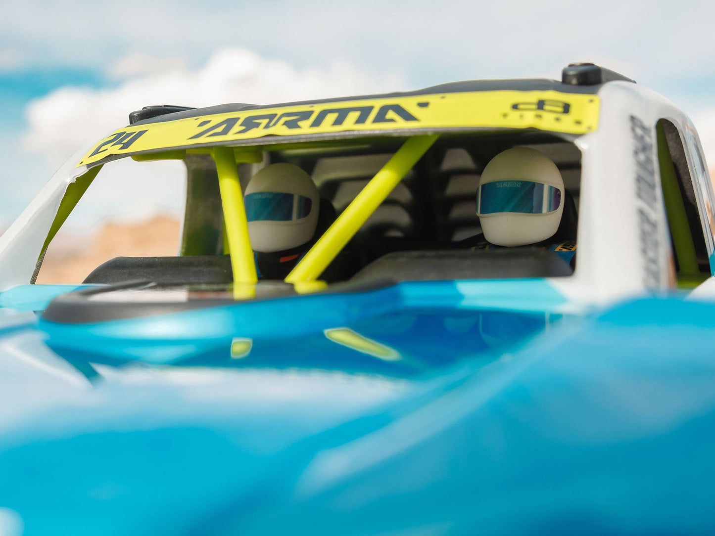 ARRMA - 1/16 MOJAVE GROM MEGA 4X4 RC DT RTR w/ Battery & Charger (Blue) - C-ARA2104T2