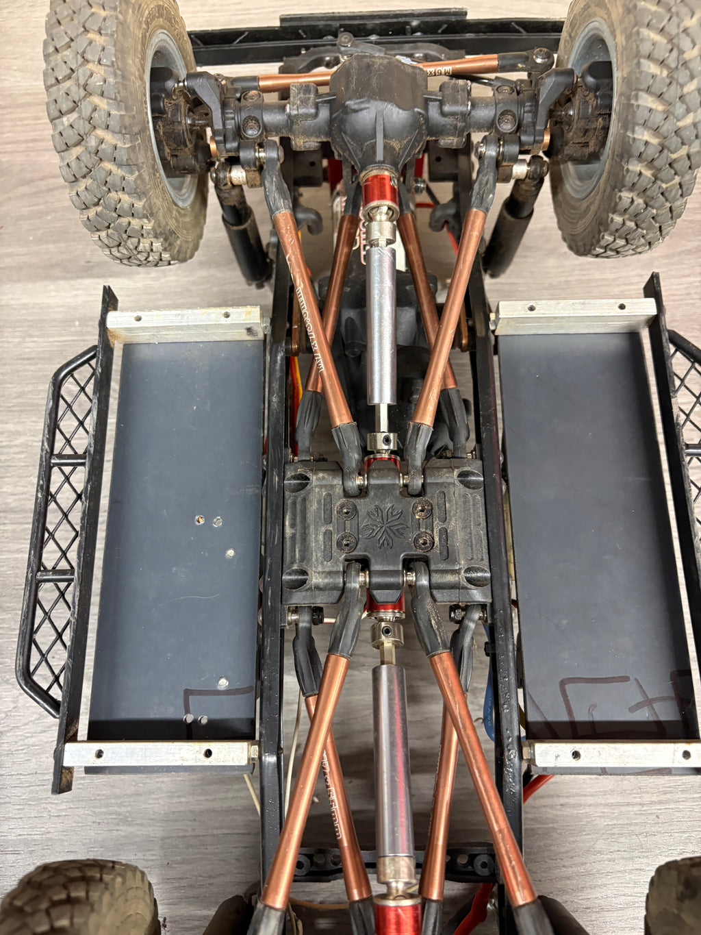 3 Racing - Scale Rock Crawler Land Rover D90 (Weathered) - Killer Body, Lights, Scale Shocks (Needs Radio, Battery & Charger to Complete)