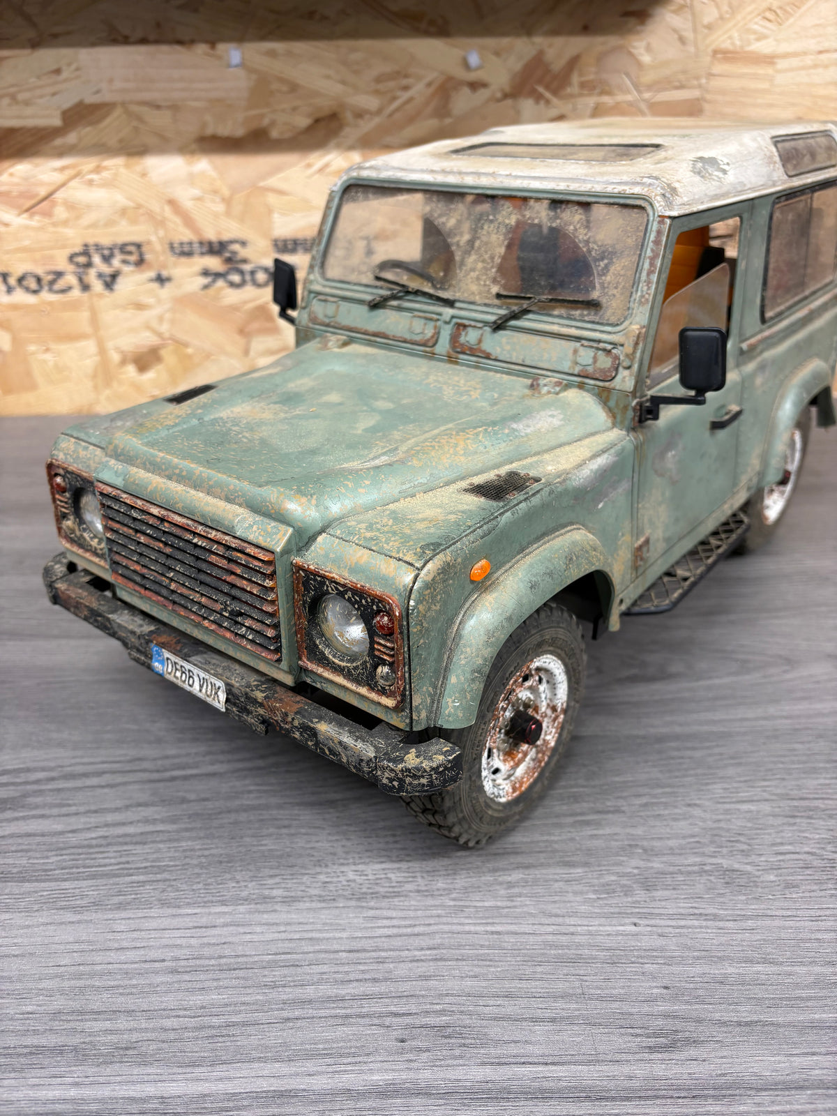 3 Racing - Scale Rock Crawler Land Rover D90 (Weathered) - Killer Body, Lights, Scale Shocks (Needs Radio, Battery & Charger to Complete)