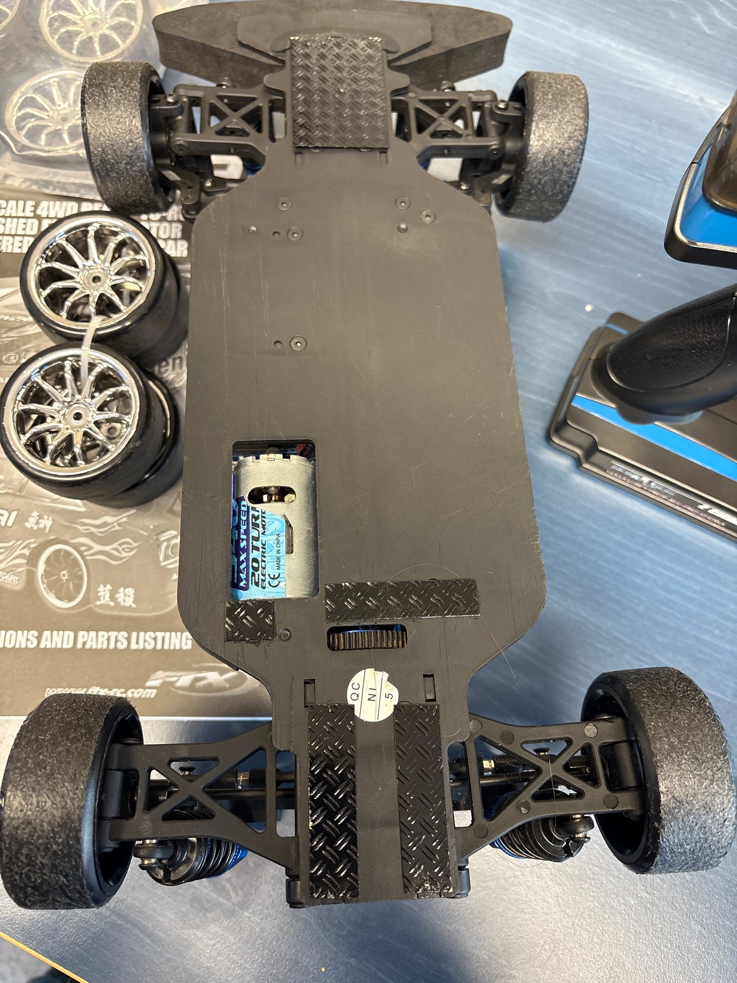 FTX - Used - Banzai Drift Car 1/10 4WD RTR - As new, with new wheels and tyres (just needs battery and charger)