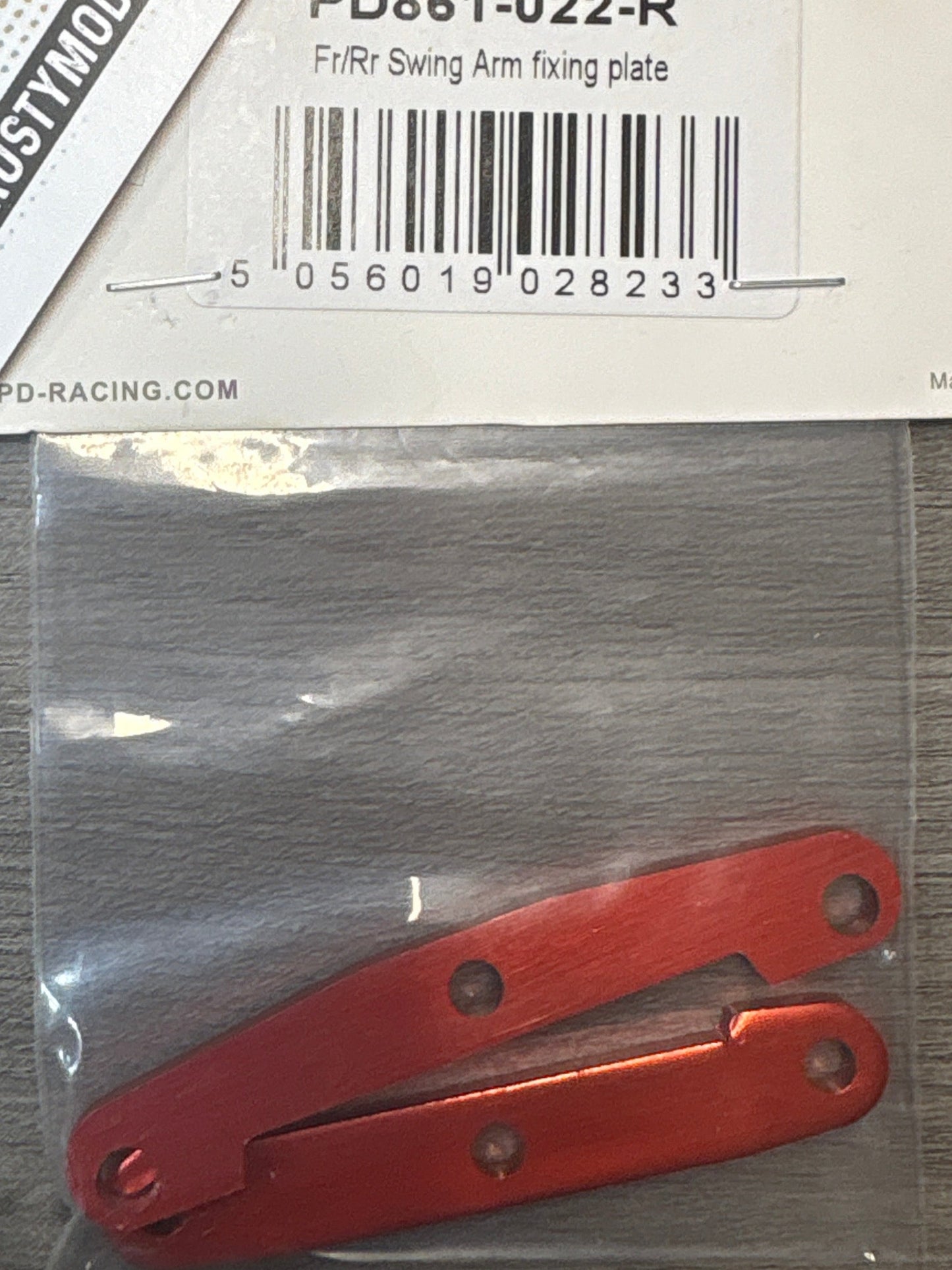 PD RACING SPARES - 1/10TH TK10 & TR10 - Fr/Rr Swing Arm fixing plate - PD861-022-R