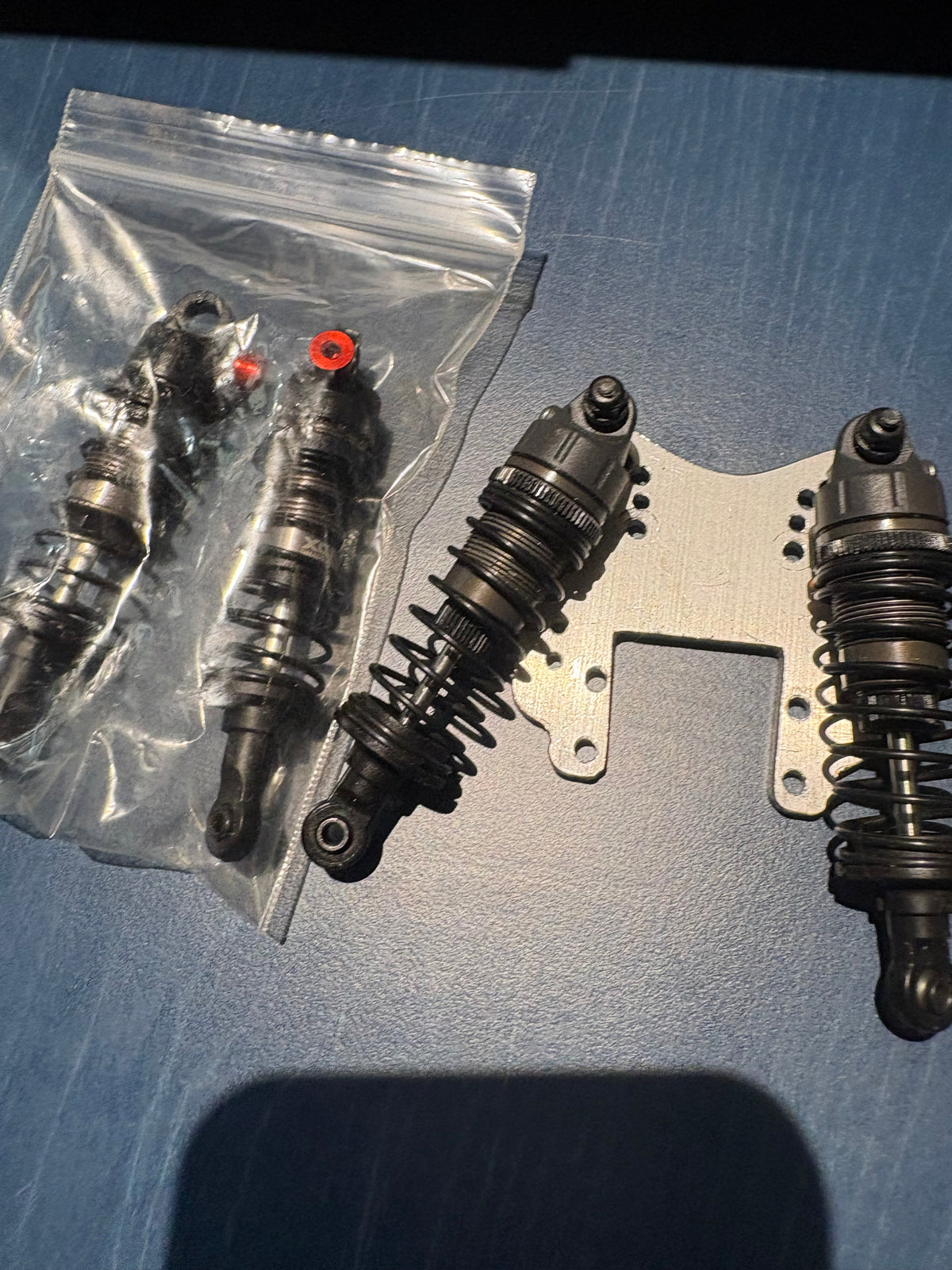 Used - Joblot 1/10 Buggy/Truck/Crawler Shock Sets & Battery Strap