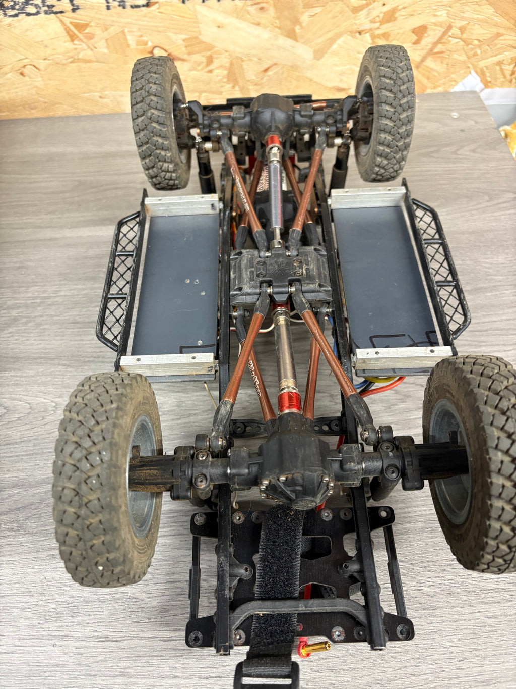 3 Racing - Scale Rock Crawler Land Rover D90 (Weathered) - Killer Body, Lights, Scale Shocks (Needs Radio, Battery & Charger to Complete)