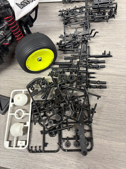 Ex-Demo Used - TAMIYA 58697  - RC ASTUTE 2022 (TD2) - 1/10 Pro RC 2WD BUGGY (Comes with Motor & Spares - Needs Radio, Servo, Battery, Charger & ESC) fitted with nearly new carpet tires.