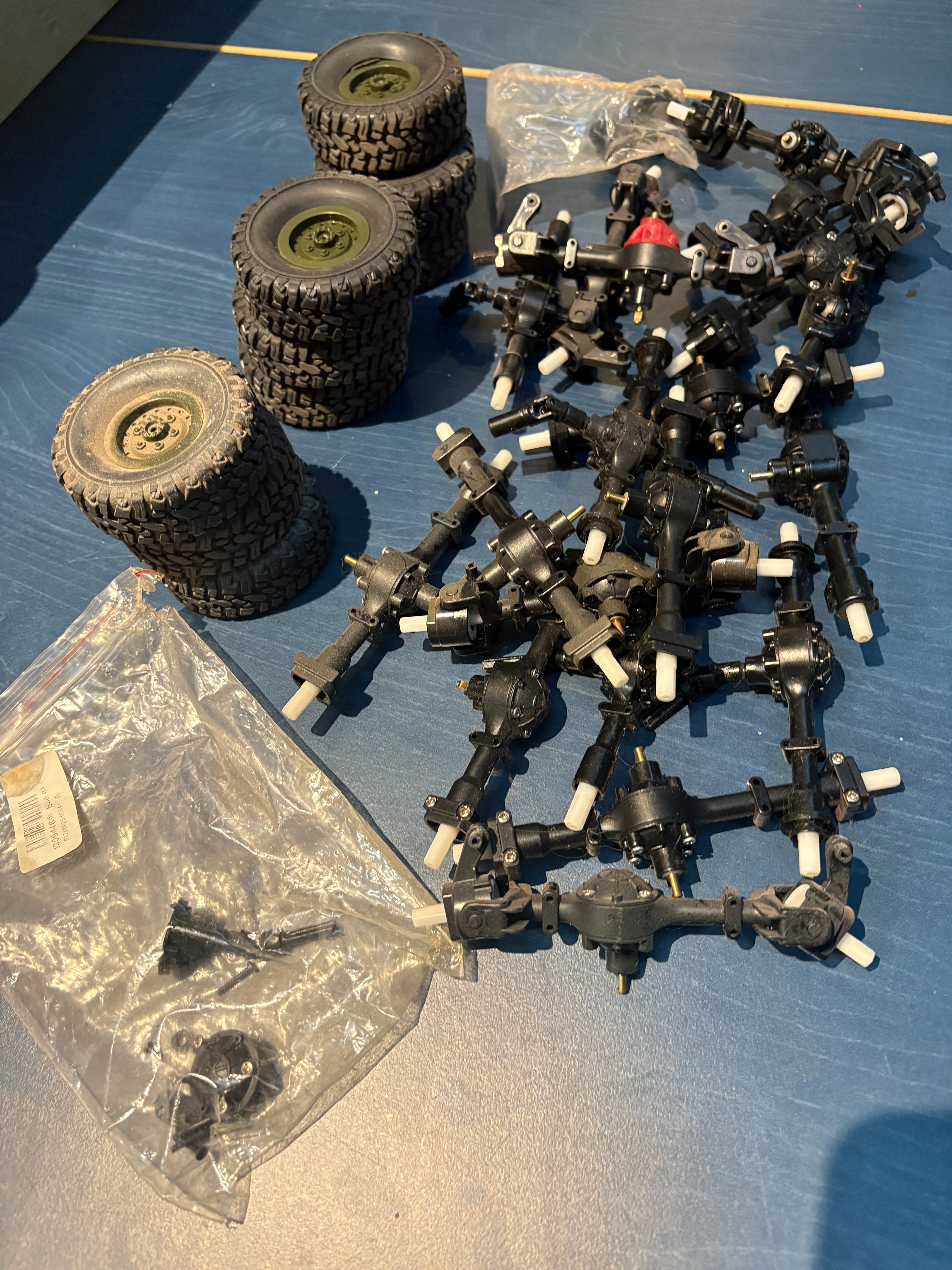 Used - Job load of 1/18 Rock Crawler Axles & Wheels