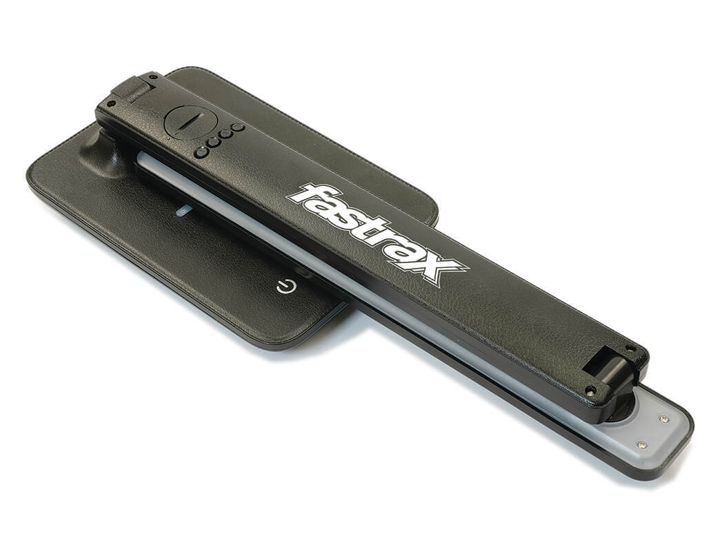 FASTRAX - MULTI-FUNCTION LED PIT LIGHT & Phone Charger - UK 3-PIN - FAST40