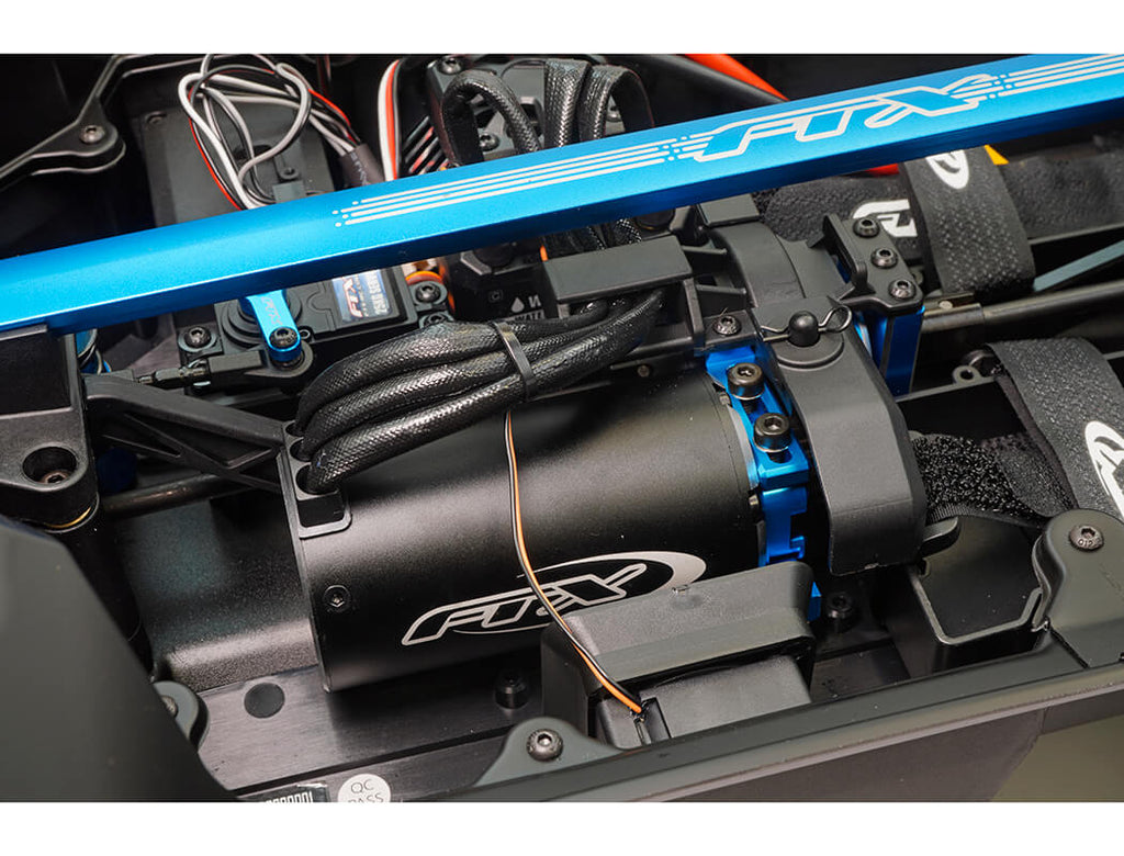 FTX - GRAND APACHE 1/7 BRUSHLESS 8S TROPHY TRUCK - BLUE (RTR Just add Battery & Charger) FTX5489B