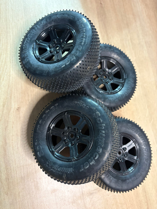Good Condition - 4WD 1/10 Short Course Minipins, tyres & inserts glued - Schumacher Yellow