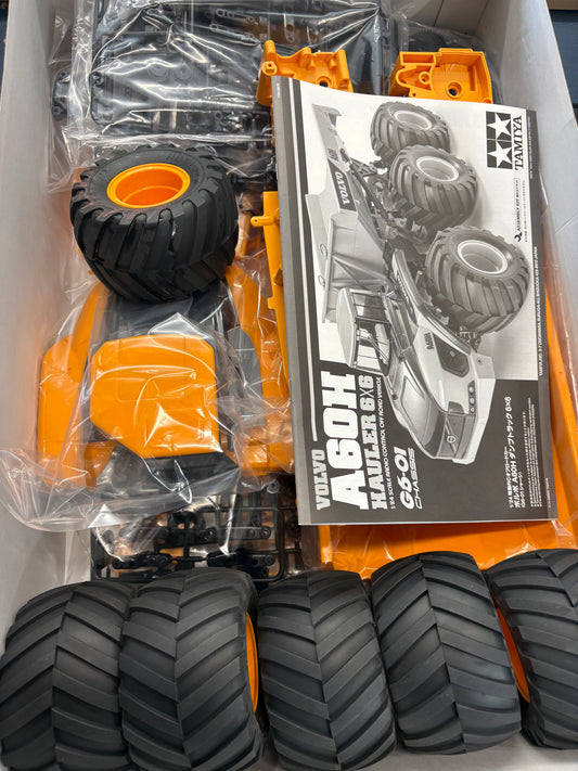 TAMIYA 58676 - (Unbuilt Demo Kit) RC 1/24 VOLVO A60H HAULER - (G6-01 Chassis Kit) - 486mm long! (Motor & ESC included)