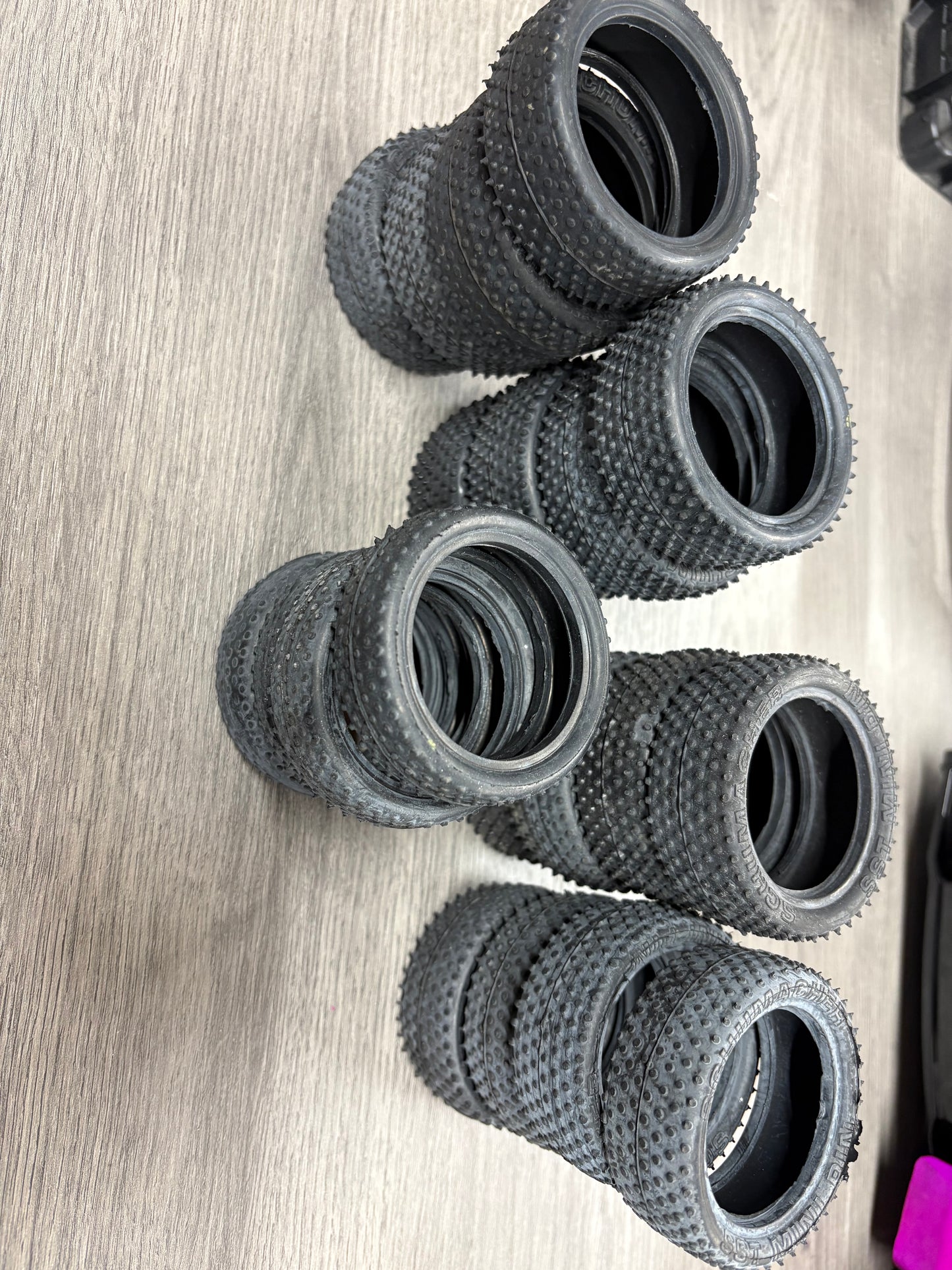 Used - Part worn Schumacher Yellow SST Minipins (4 sets of 25mm and 1x set of 20mm)