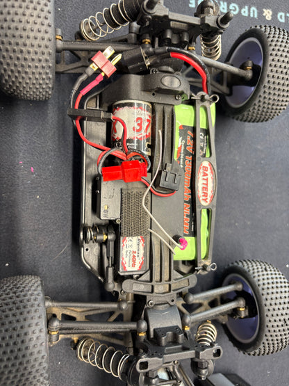 Used - 1/16th RC Truck - Ready to run, needs new 7.2v micro battery & Charger (Branded Ripmax Coyote)