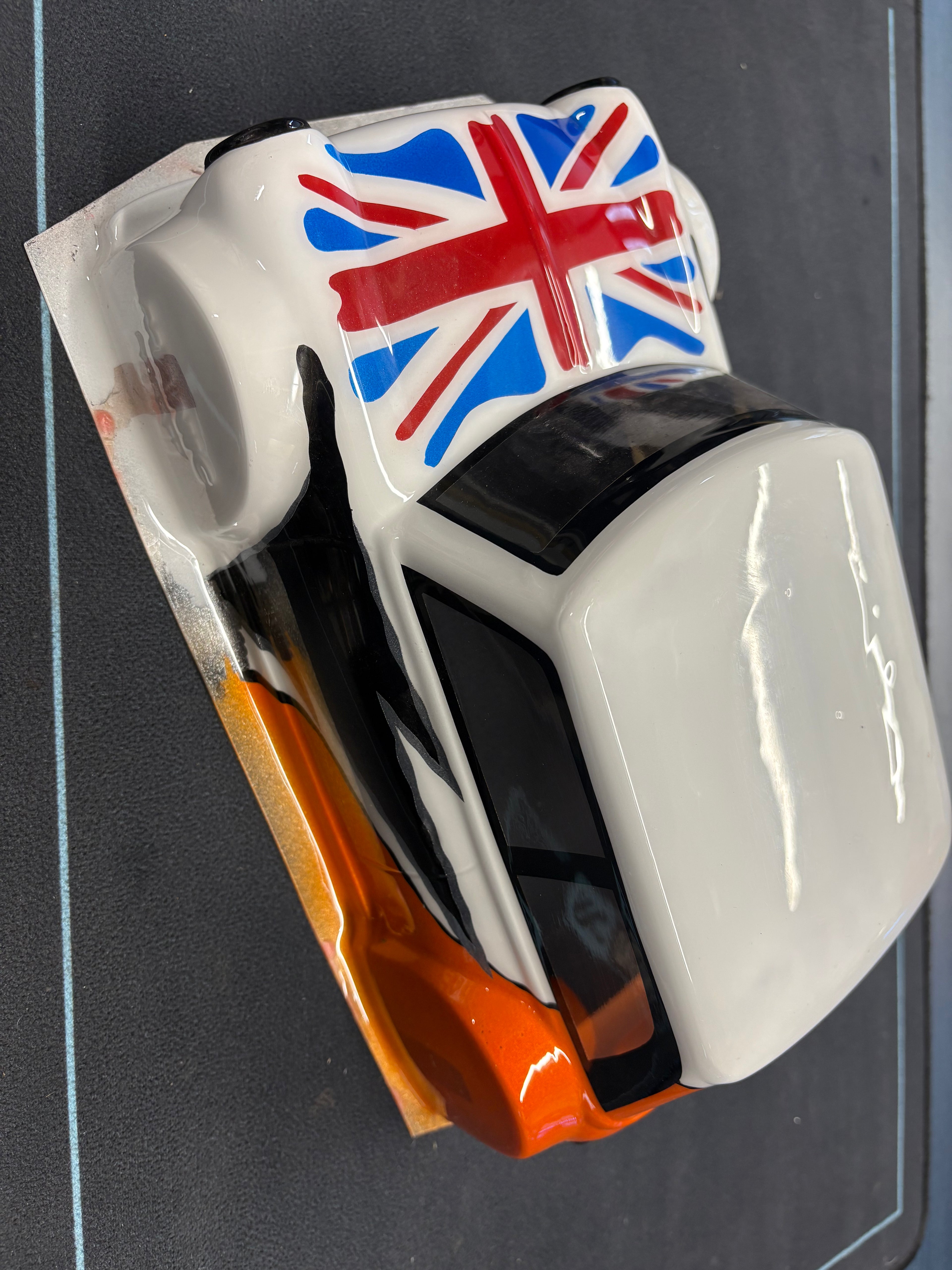 KAMTEC GT12 MINI Racer Pre-Painted Airbrushed Union Jack - 757 MONSTER Body (fits Mini Racer/Mini Assassin/Batt Cave JOK3R)
