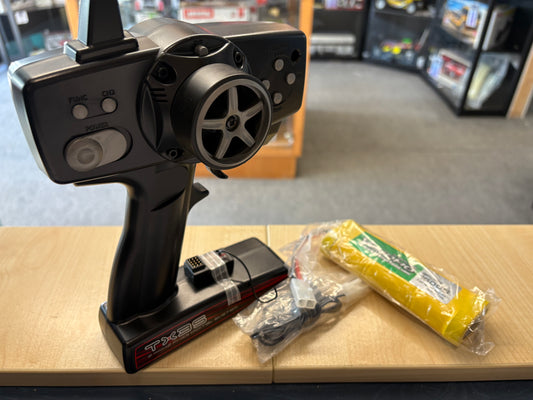 Yokomo - RC Car/Buggy Combo Starter Set 1/10 - Radio, Battery, Charger Set