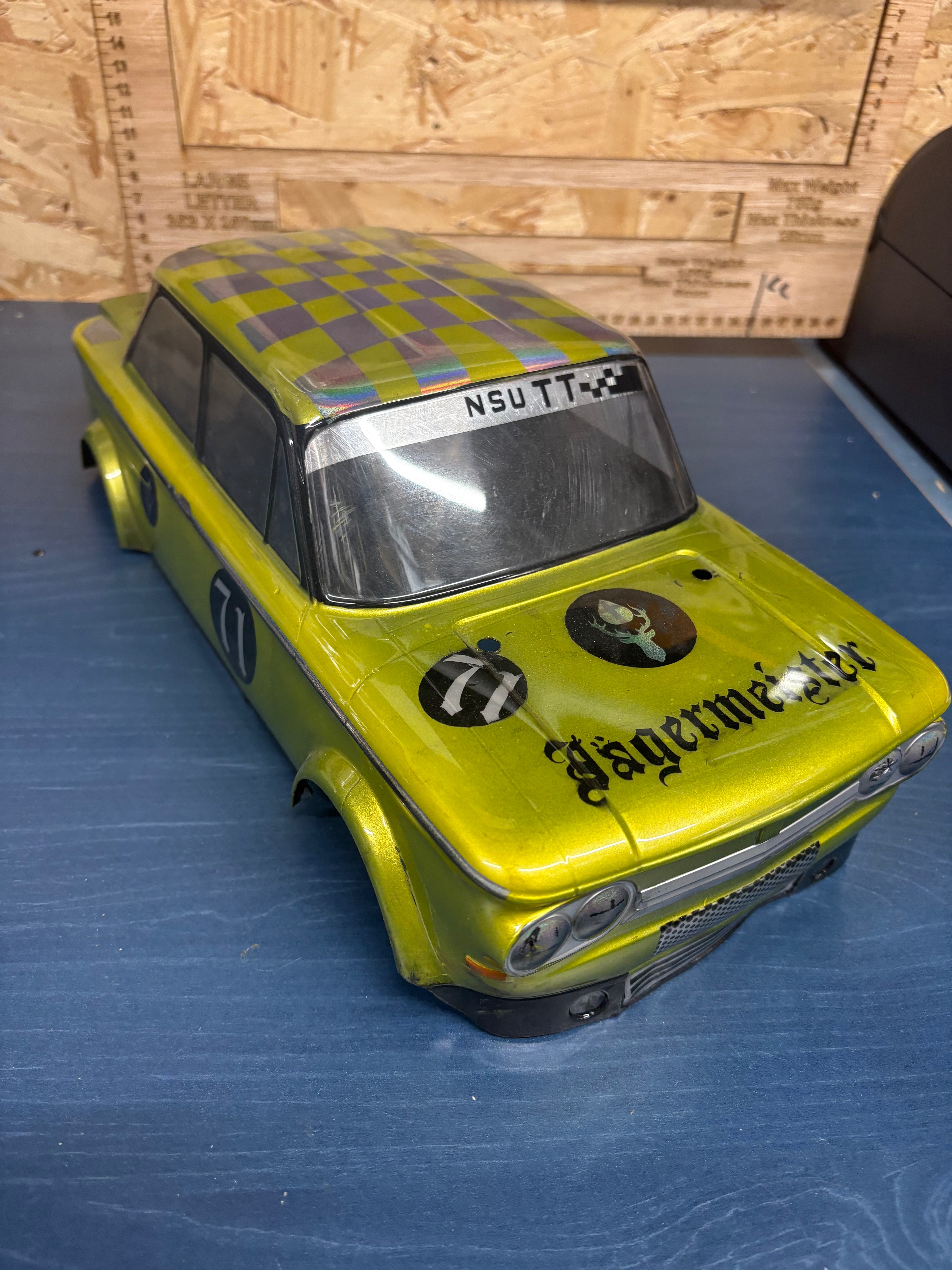 Tamiya M-chassis Long Wheelbase 239mm body NSU airbrushed - good condition