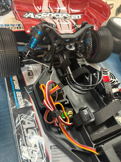 (Ex-DEMO) TEAM ASSOCIATED - RB10 Almost (Brushless) RTR RED 1/10 BUGGY (No battery or Charger) AS90032 (Extra New Carpet Tyres, inserts and Purple Wheels Fitted)