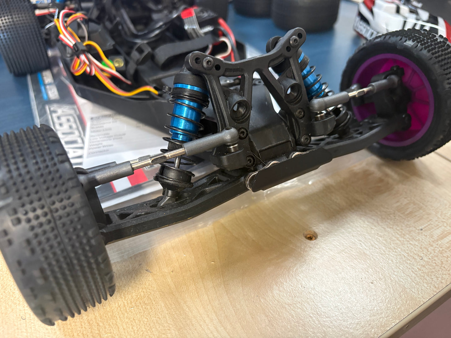 (Ex-DEMO) TEAM ASSOCIATED - RB10 Almost (Brushless) RTR RED 1/10 BUGGY (No battery or Charger) AS90032 (Extra New Carpet Tyres, inserts and Purple Wheels Fitted)