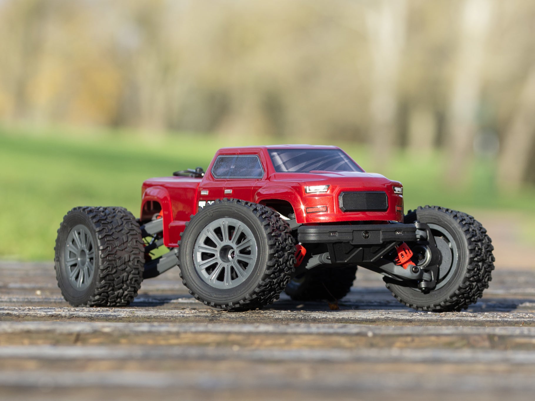 PD RACING - TK16 Brushed Truck 1:16 SCALE READY TO RUN WITH 2S LIPO (22mph) - PD303T (With LED lights)