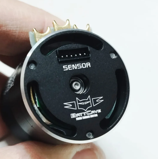 BattCave - IMPOST3R 30.5T fixed timing Sensored Brushless motor for 1/12 Mini - IP3R-30-5