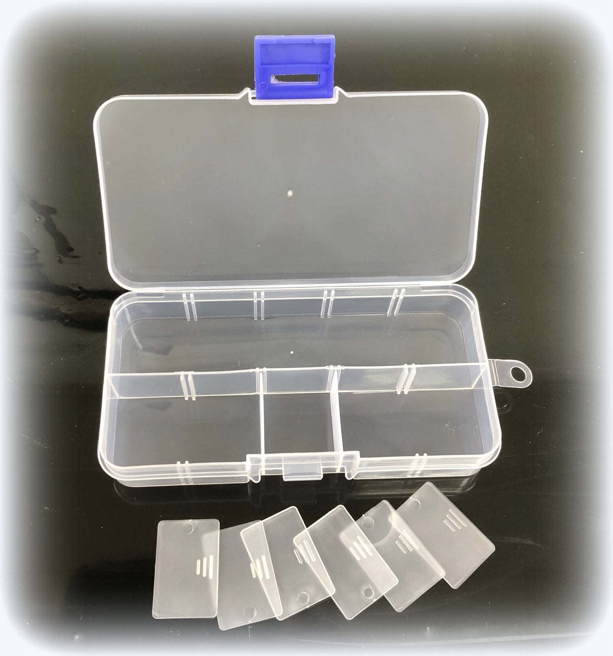 Absima - 1/10 Screw Box Carry Case Storage - Measure (LxWxH) 130 x 69 x 24 mm - 3020000