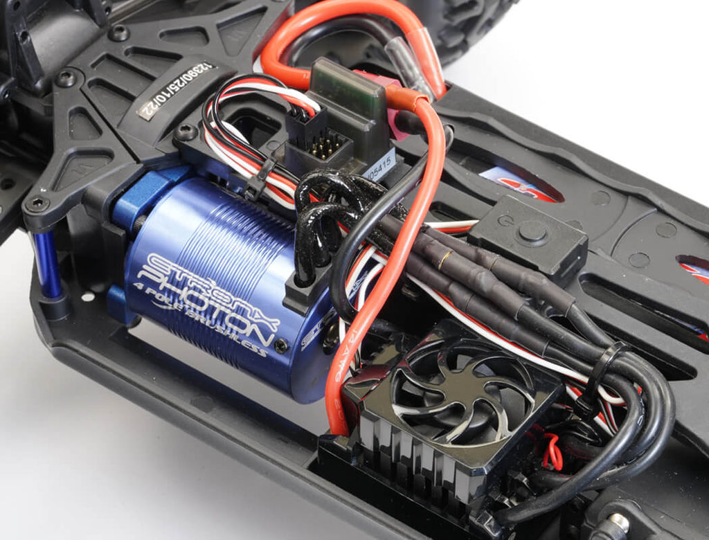 FTX - CARNAGE 2.0 1/10 2S BRUSHLESS  TRUCK 4WD RTR - INC's LIPO, CHARGER & RADIO