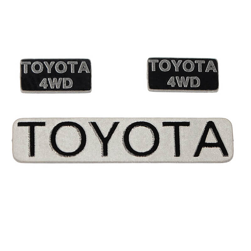 RC4WD - METAL EMBLEMS 1985/1987
TOYOTA PICKUPS/XTRACAB - Z-S1103