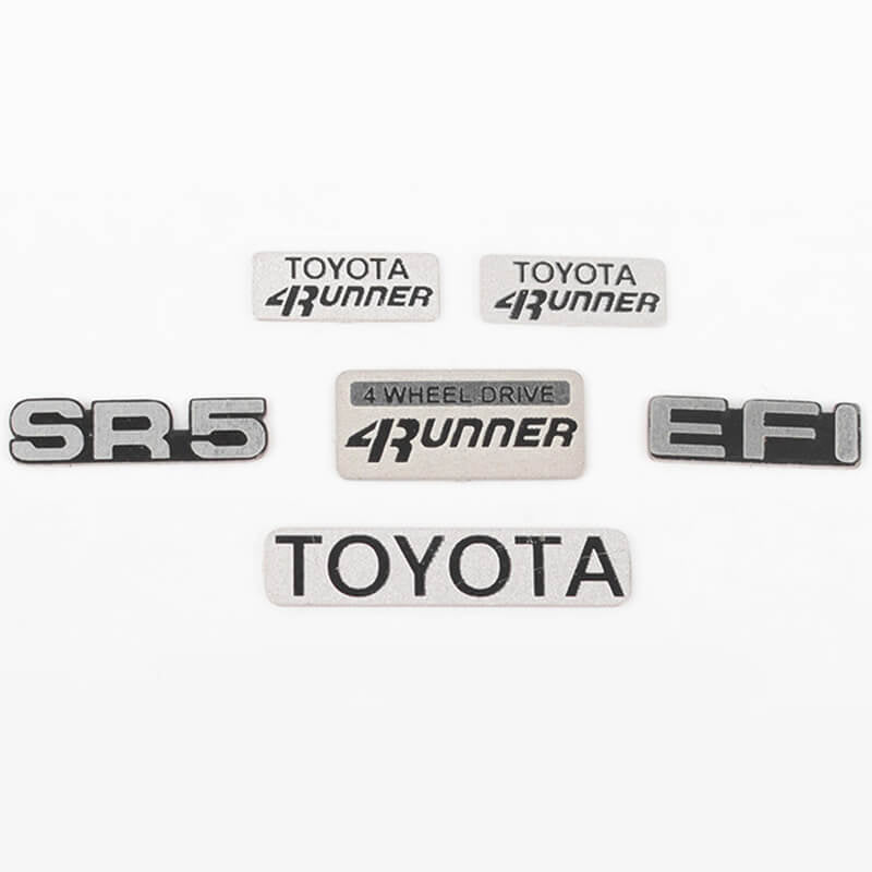 RC4WD - 1985 TOYOTA 4RUNNER
EMBLEM SET - Z-S1926