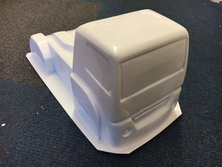 Kamtec Banger Body - DAF LORRY ARTIC - Fits 1/12 Car 205mm Wheelbase / 160mm Wide